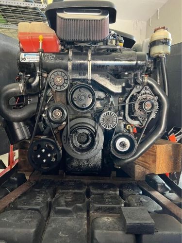 Mercruiser 8.1l 496 mag  marine gas engine , 375 hp  pair