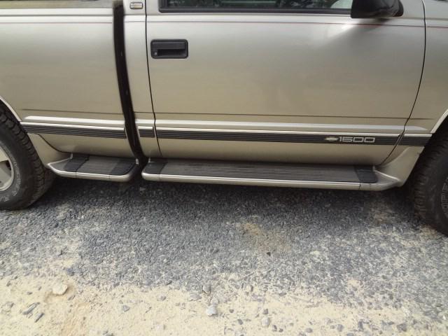 98 chevy 1500 pickup running board both diver and passenger side, 4 piece set