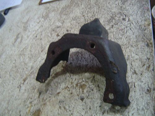 1967 1973 ford 9&#034; rear end housing bounce bracket