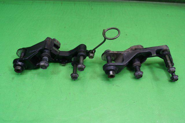 1986 honda gl 1200 goldwing front caliper brackets with pins gl1200