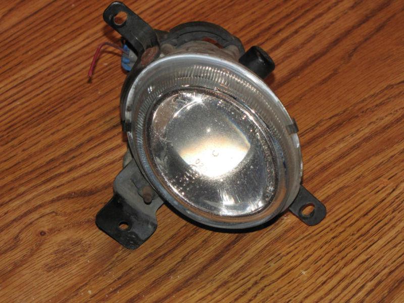 2002-2005 hyundai sonata fog light rh passanger oem