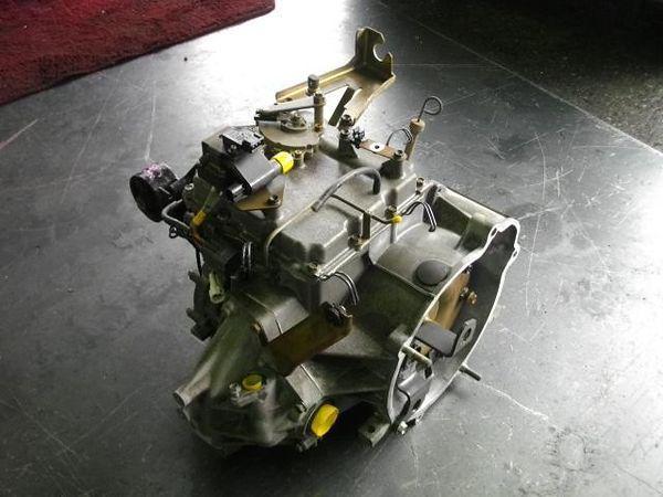 Suzuki every 1995 automatic transmission assy [2830200]