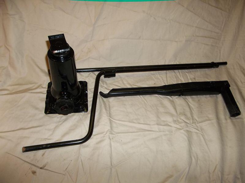 Find 97 98 99 00 01 Jeep Cherokee XJ under rear seat jack with