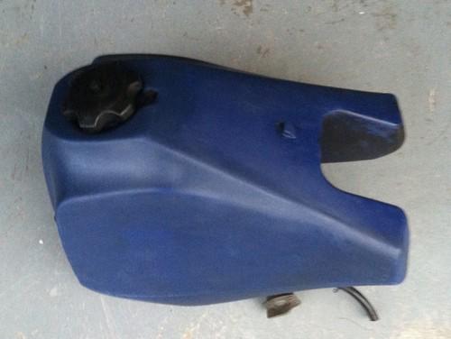 2001 yamaha pw 80 oem gas tank 83 - 06 with petcock fuel gas cap complete