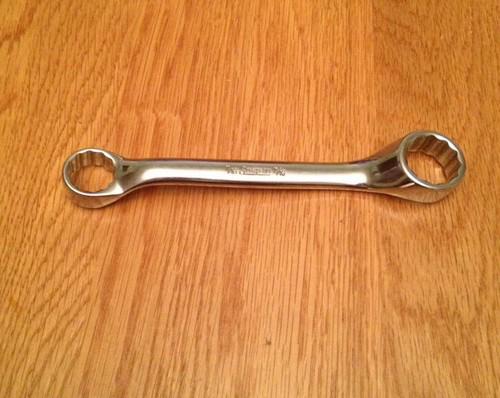 Snap on- 11/16"x13/16" wrench,box,short,10° offset,vintage,12-point,part# xs2226