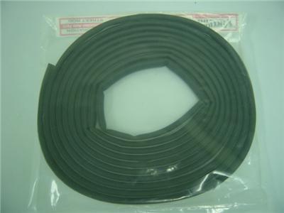 Universal street rod door or deck lid rubber seal 20 ft