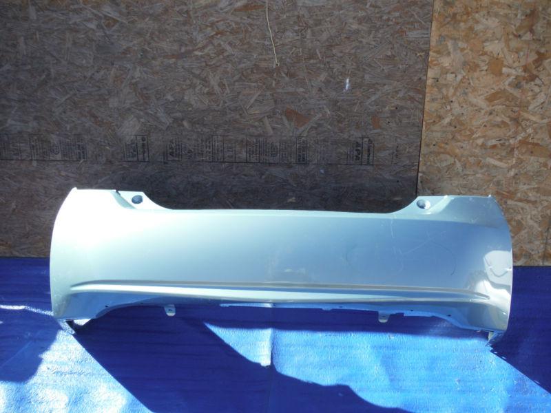 10 11 toyota prius rear bumper cover 9