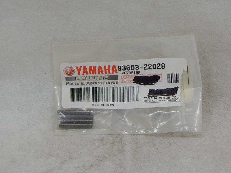 Yamaha 93603-22028 pin dowel *new