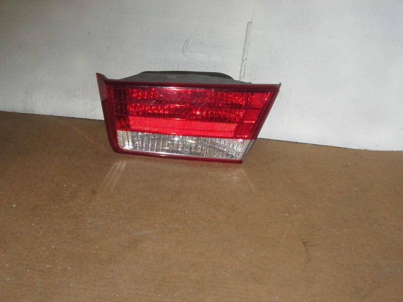 2006-2008 hyundai sonata inner tail light p/s r/h oem ng2730 e3