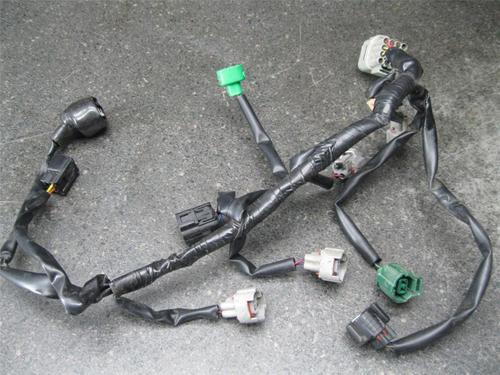 05 yamaha yzf r1 front gauge headlight harness loom 28m