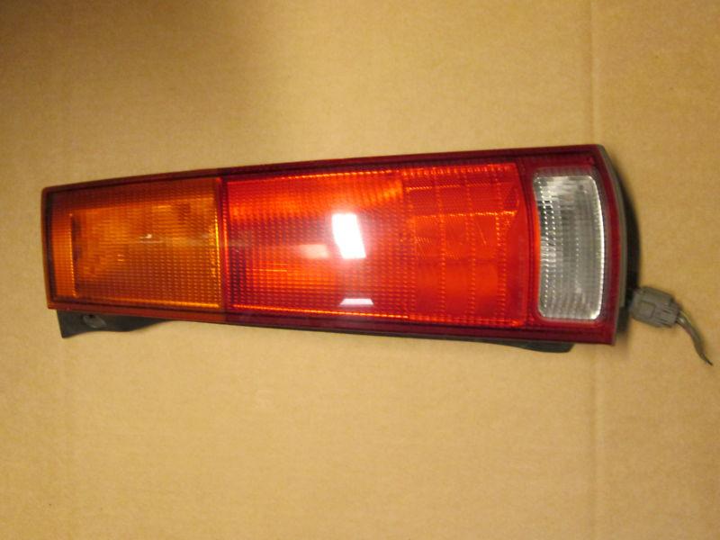 97 98 99 00 01 honda crv right passenger's side tail light assembly oem 043-2200