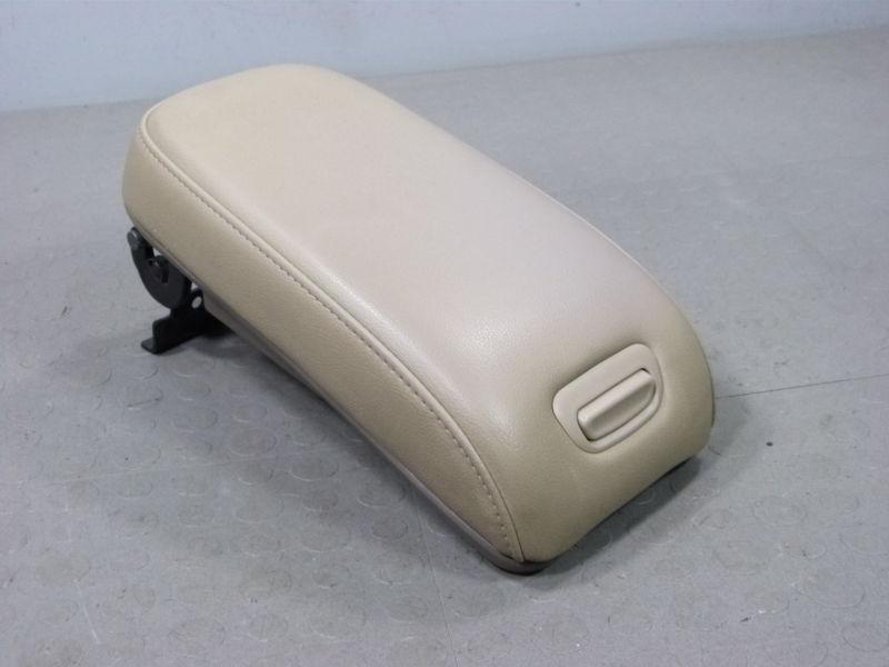 00 01 infiniti i30 i30t center console lid armrest arm rest assembly tan beige