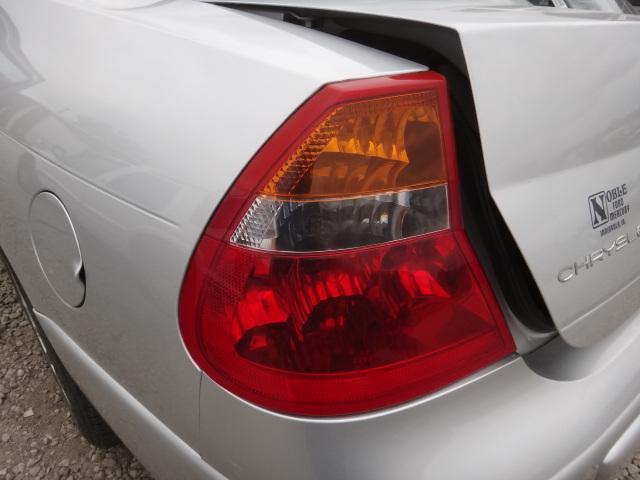 Tail light 01 02 03 04 chrysler 300m, left