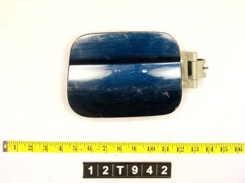 96 legacy fuel filler door lid gas tank cover cap oem dark blue 12t942