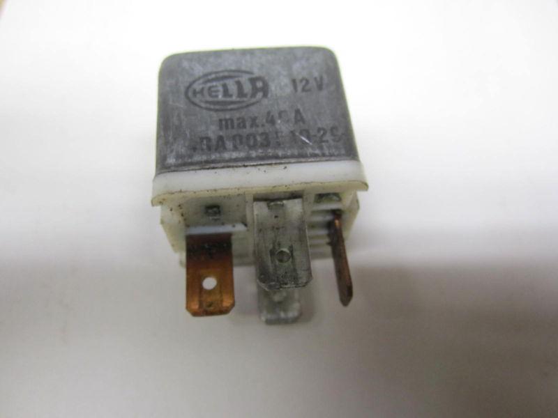 Porsche oe relay radiator fan relay oe # 141 951 253b   oe # 141951253b hella