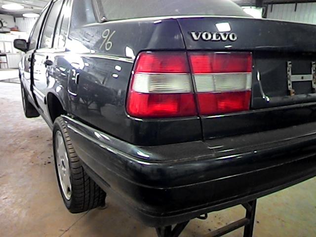 1996 volvo 960 inner trunk tail light lamp left