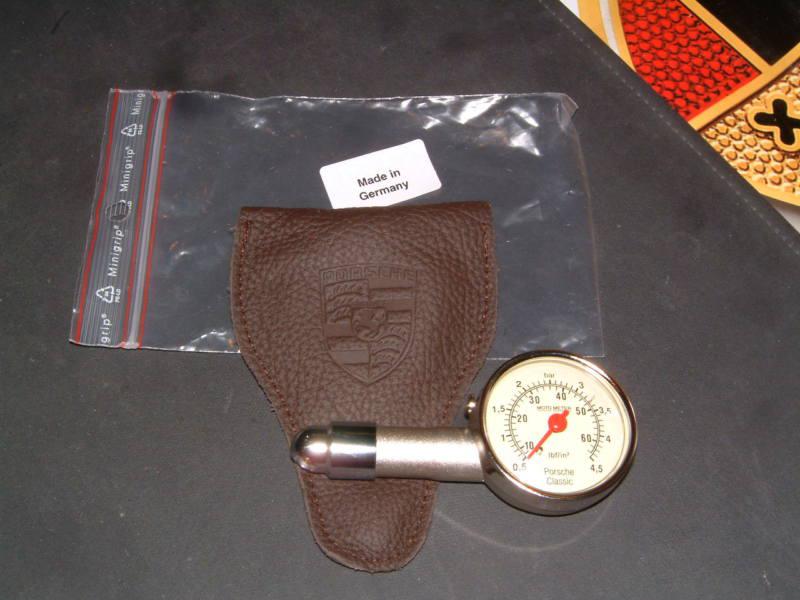 Porsche design moto-meter tire pressure gauge w/original leather crested pouch!