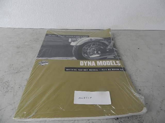 Nos oem 2005 harley dyna parts manual catalog new 99496-02