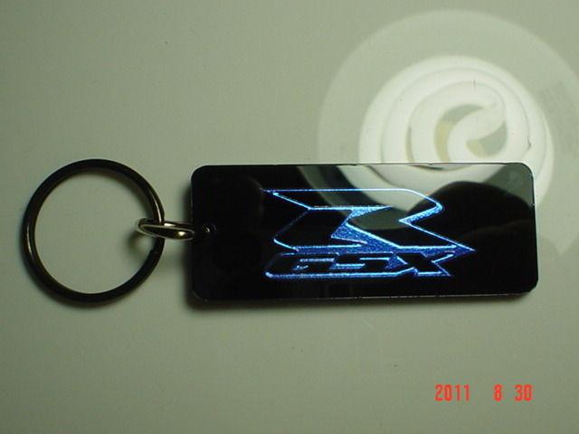 Gsx r motorcycle key chain black & blue chrome