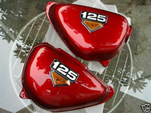 Honda cb100 cb125 cb125s cd125s side cover l/r.// new