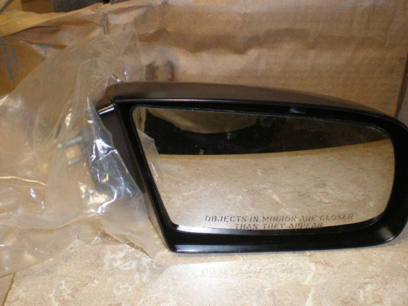  88, 89 buick pontiac gm right side mirror part number 12395576 black  new!