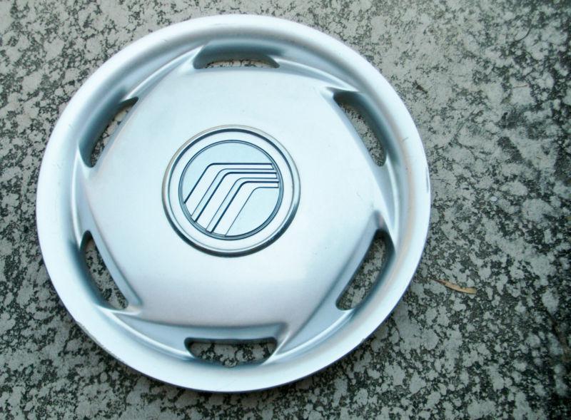 1992 - 1997 mercury grand marquis hubcap