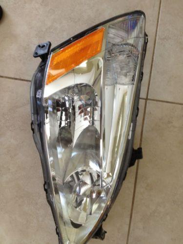 2003-2007 honda accord headlight right side 03,04,05,06,07,