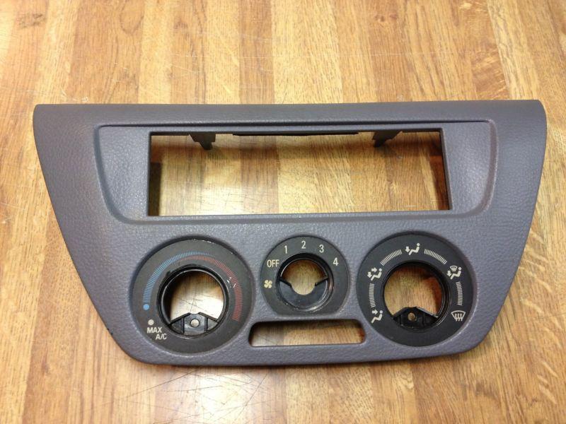 Radio heater bezel mitsubishi lancer 2002 2003 2004 gray