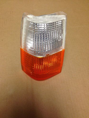 1983-1989 volvo 740/760 corner lamp (european style)