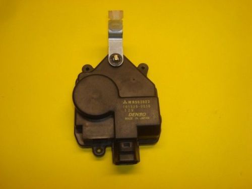 97-03 mitsubishi diamante door lock actuator rear driver lh oem mr503023