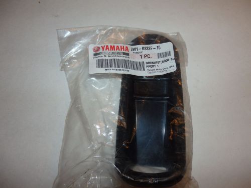 Yamaha genuine part jw1-k832f-10-00 - grommet, roof support 1  *new*