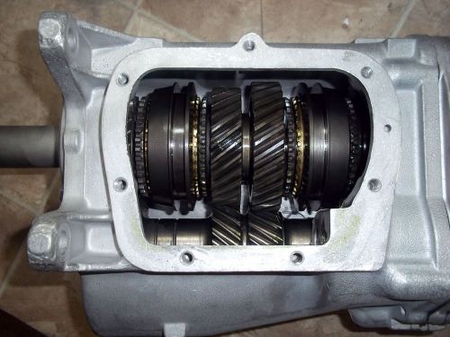 Muncie 010 wide ratio 2.52 m20 4 speed rebuilt transmission 1 year warranty