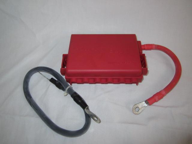 Vehicle power divider box 