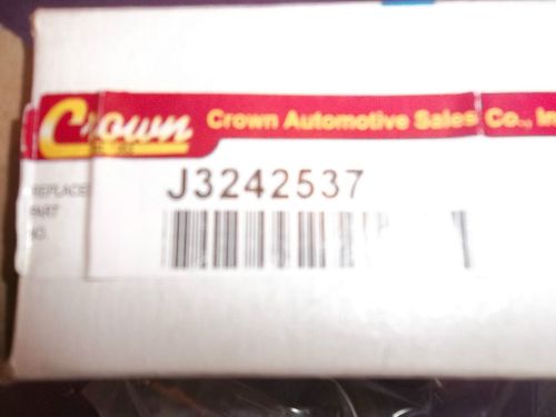 Crown automotive replacement part light  j3242537