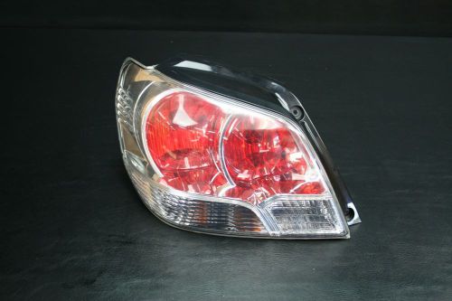 03-04 mitsubishi outlander xls driver left side taillight tail light lamp oem