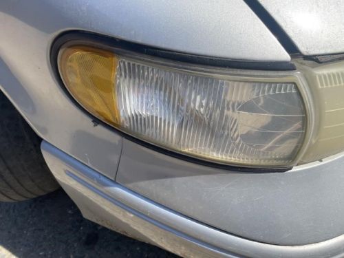 Passenger corner/park light park lamp-turn signal fits 96-98 villager 622344