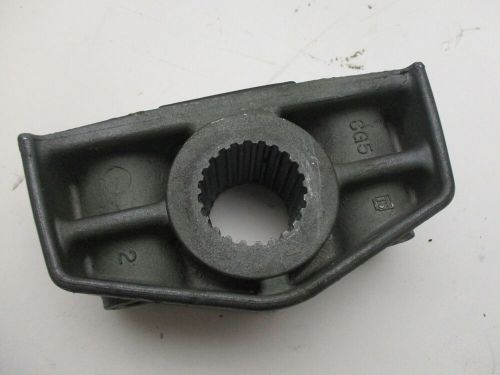 6g5-44551-01-8d yamaha outboard 115-200 hp lower mount housing yoke