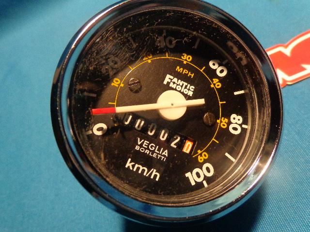 .fantic odometer trial 200 and 240, a 100 kh, 60mm diameter, is new, made in ita