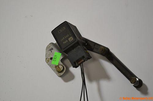 Bmw e60 e63 e64 headlight level height sensor with rear bracket (4163)