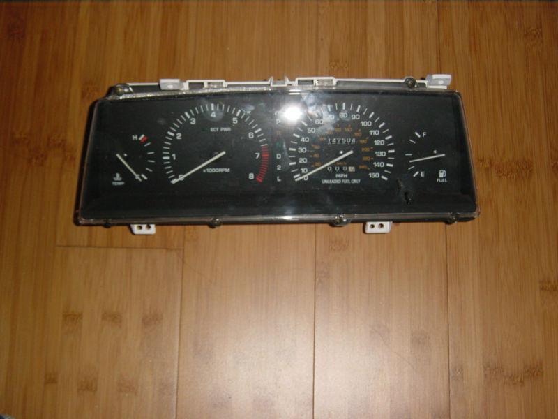 1990 1991 lexus es 250 speedometer cluster 83100 32470 