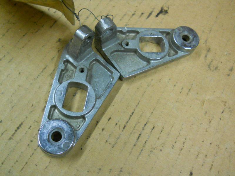 1992 kawasaki 750 vulcan headlight turn signal bracket left and right 92 