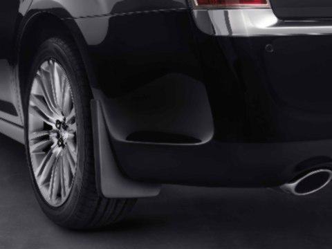 Chrysler town and country deluxe molded splash guards rear mud flaps 82212679