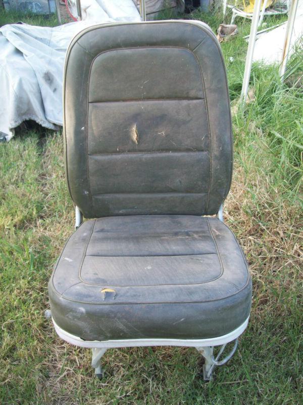 Cessna 172 seat