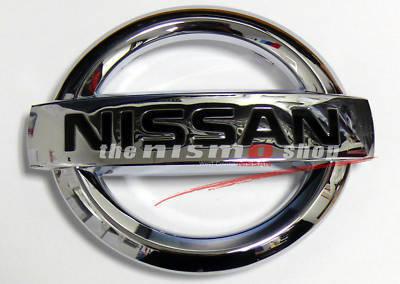 Nissan oem 62890em30a grille-emblem