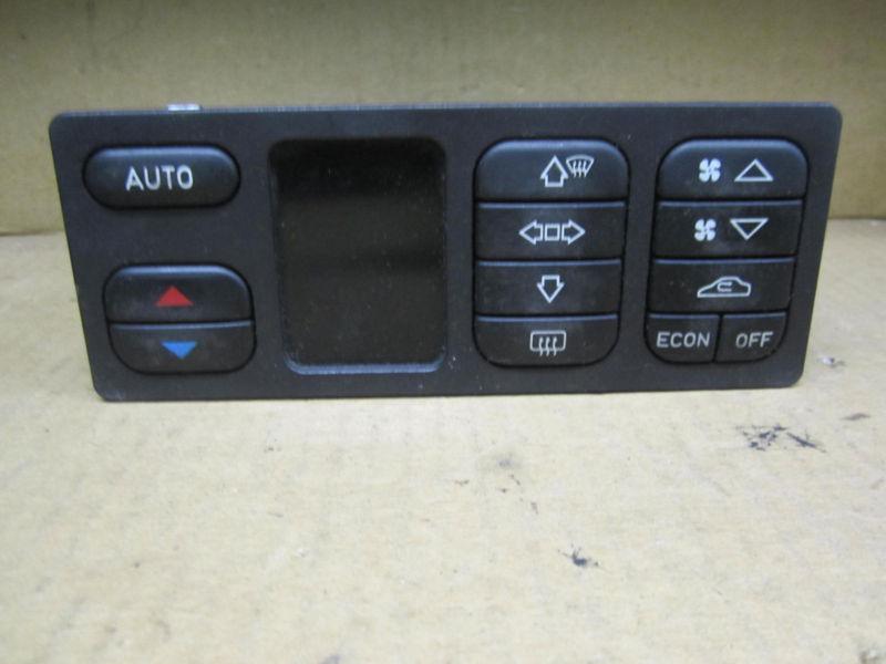 Saab 900 climate control head automatic oe # 43 67 215  oe # 4367215