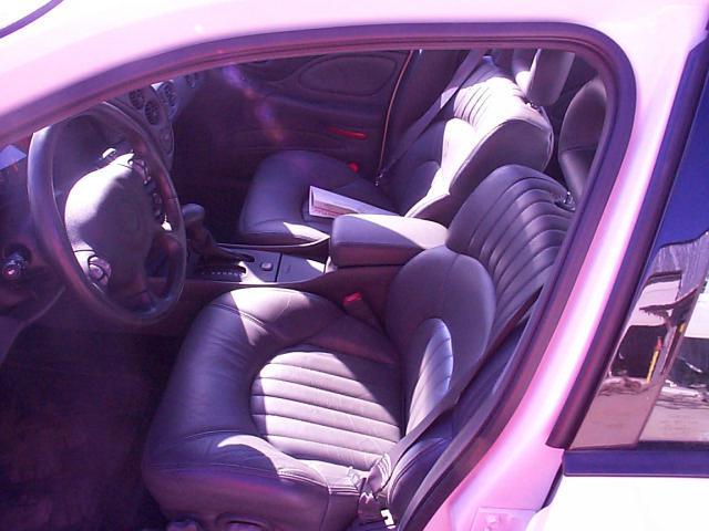 2001 pontiac bonneville floor center console 337116