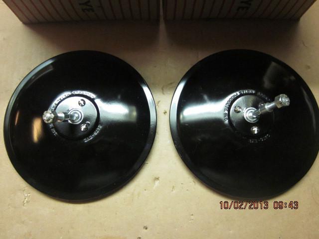 Cats-eye 6" flat glass mirrors circa 40's 50's 