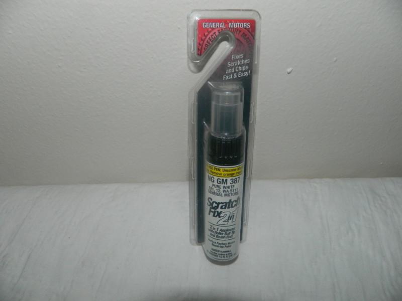 Scratch fix 2 in 1 touch up paint general motors ng gm 387 pure white duplicolor