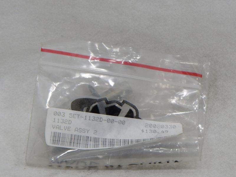 Yamaha 5et-1132d-00 valve assy *new