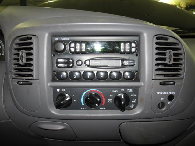 2000 ford f150 pickup radio trim dash bezel 2603366